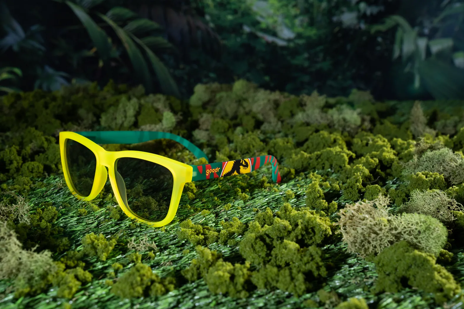 Goodr Goodr Sunglasses (Jurassic Park) Isla Nublar 1993 Tour